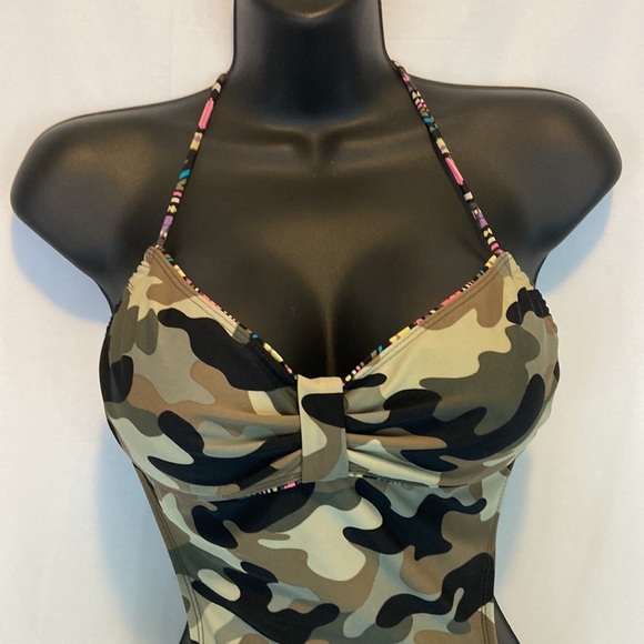 OP Camouflage Swimsuit One Piece Size Small - Picture 2 of 9